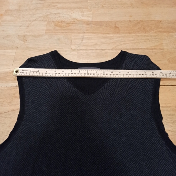 Croft & Barrow men's pullover long sleeve sweater. Size large - Picture 8 of 13